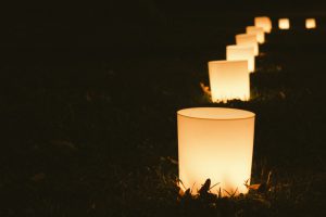 Świeca sojowa czy parafinowa